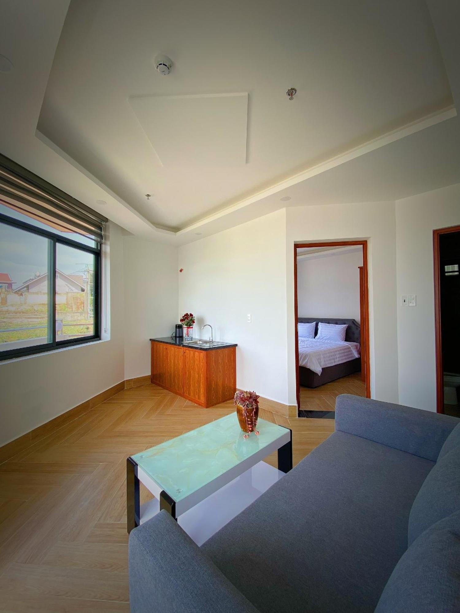 Hotel Khach San Anh Sang - Light House à Đà Lạt Extérieur photo