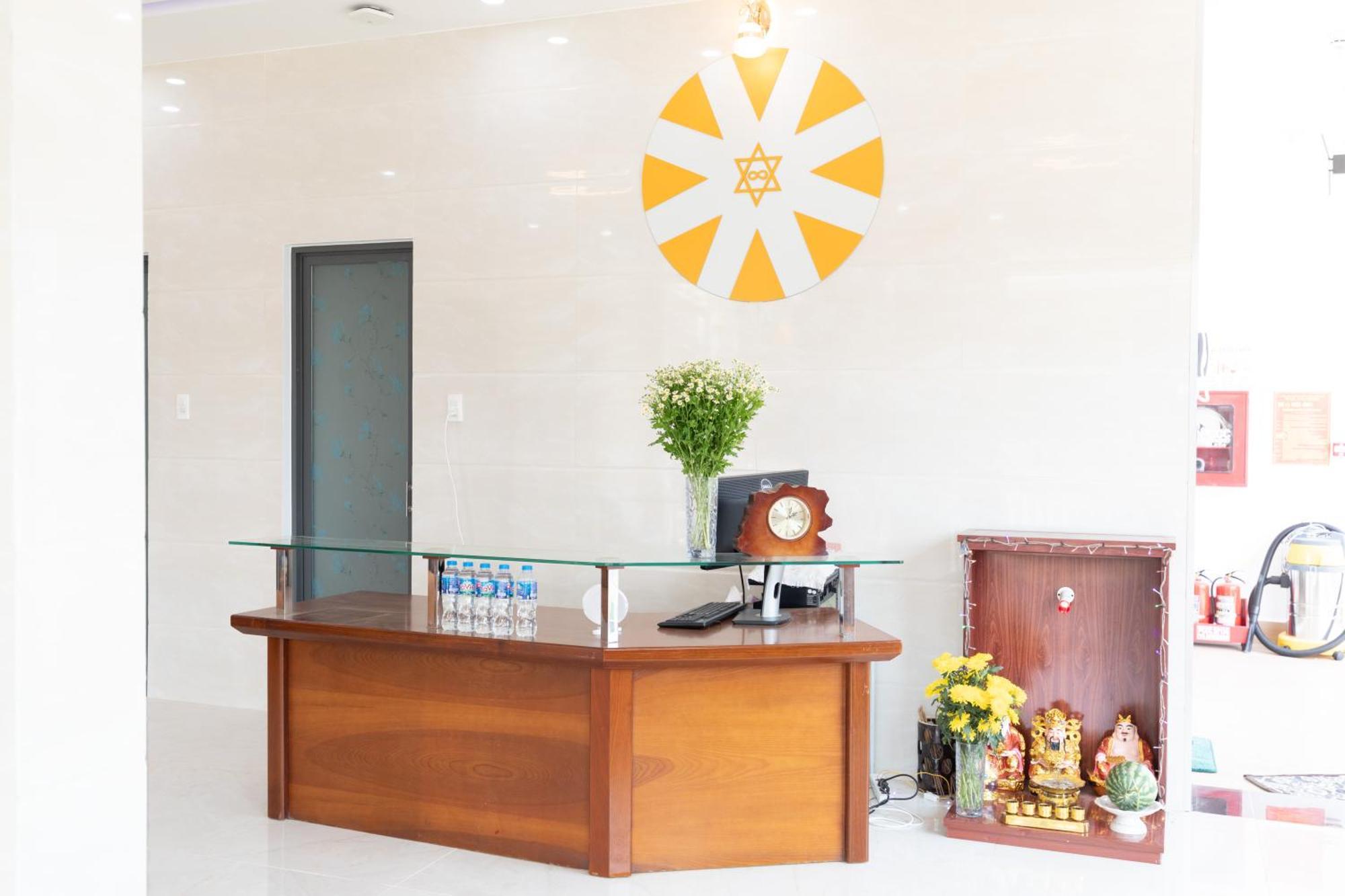 Hotel Khach San Anh Sang - Light House à Đà Lạt Extérieur photo