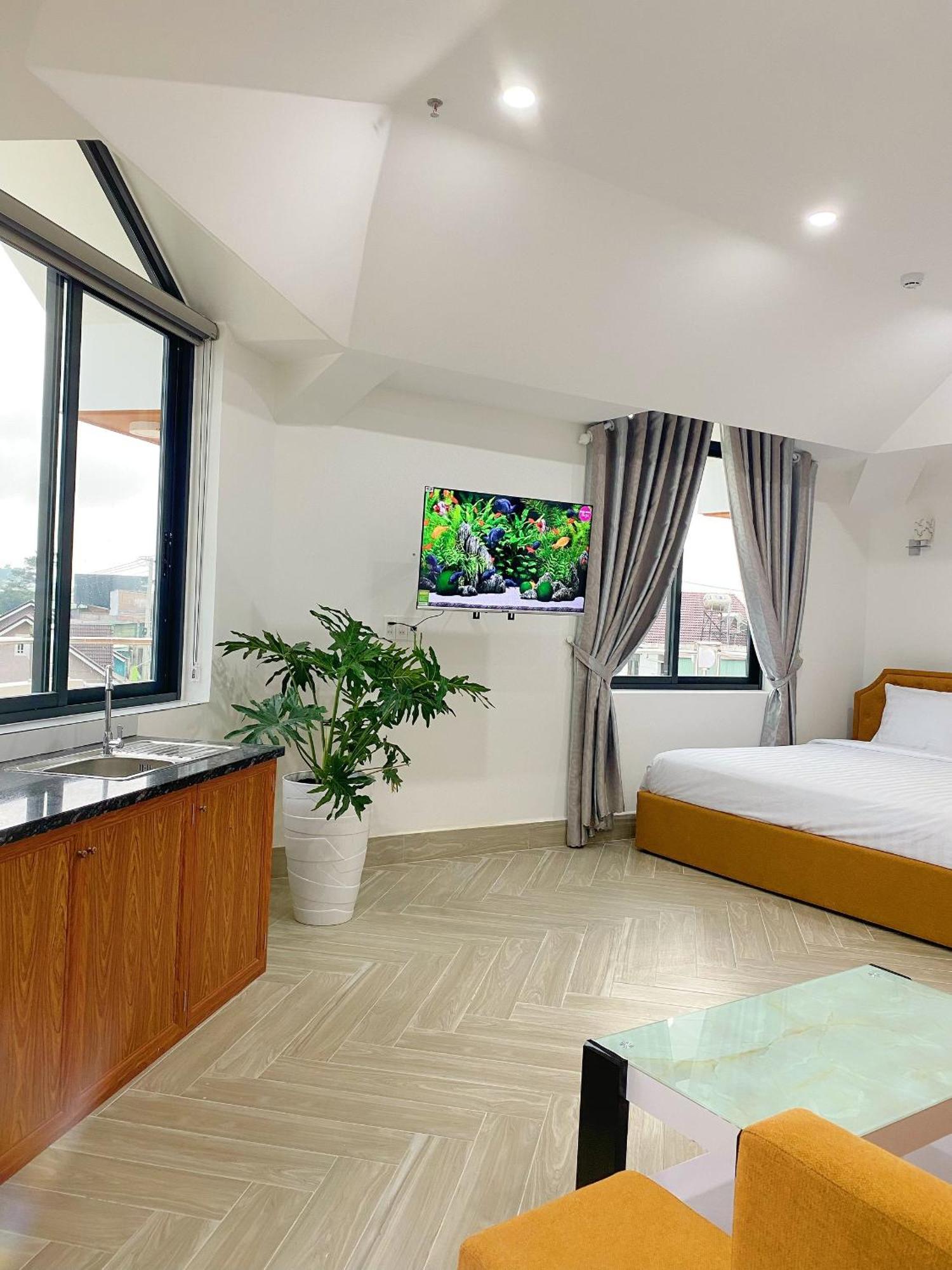 Hotel Khach San Anh Sang - Light House à Đà Lạt Extérieur photo